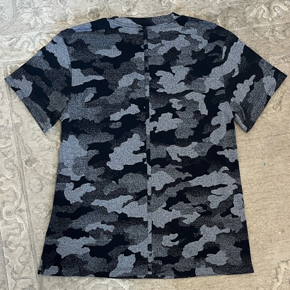 Lululemon All Yours Short Sleeve Training Tee, Heritage speckle camo jacquard. - Picture 7 of 7